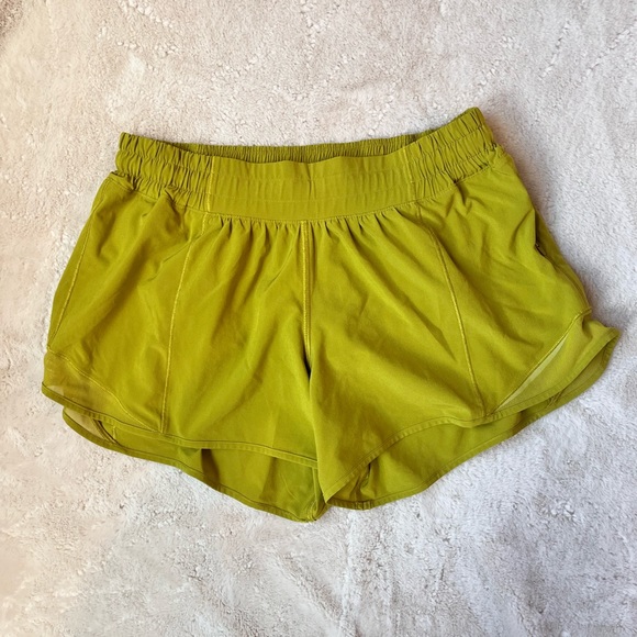 lululemon athletica Pants - Lululemon Hotty Hot Lime Short 4” size 8 Tall